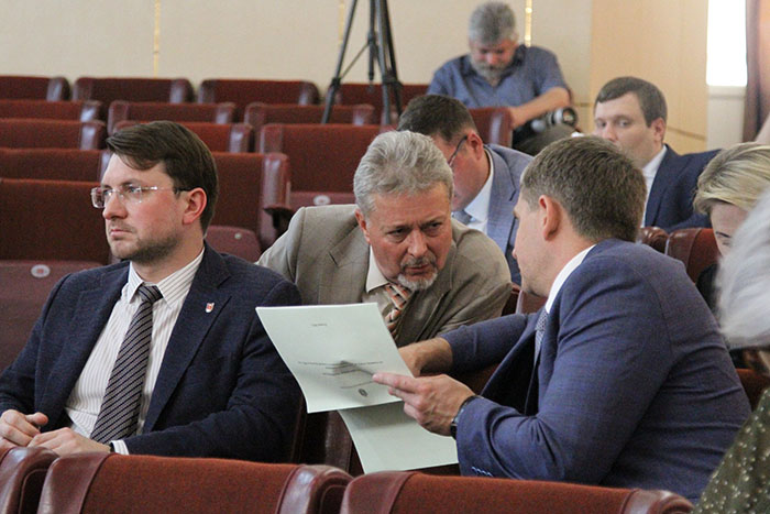 Публичные слушания по отчету об исполнении бюджета за 2021 год